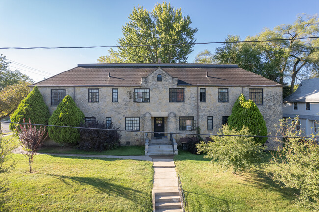 1907 Ottawa Dr in Toledo, OH - Building Photo - Building Photo