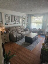 74 George St in Bristol, CT - Building Photo - Building Photo