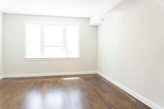 2016 Commonwealth Ave, Unit F in Boston, MA - Foto de edificio - Building Photo