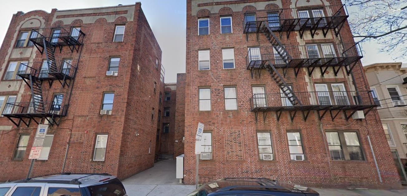 117 Wade St in Jersey City, NJ - Building Photo