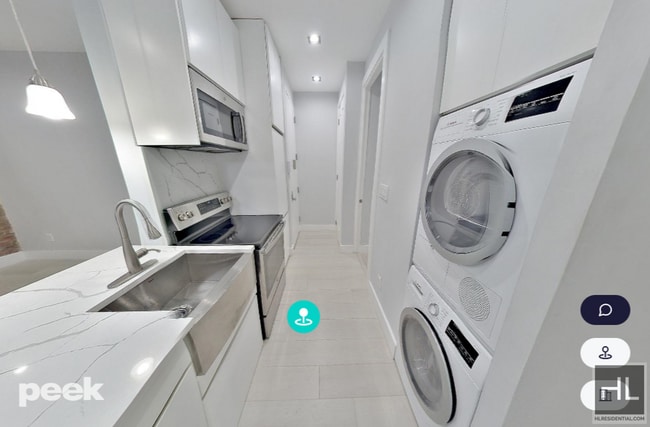 East 18th Street in New York, NY - Building Photo - Building Photo