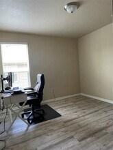 13724 Harrisglenn Dr in Pflugerville, TX - Building Photo - Building Photo