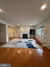 5 Balamor Ln in Ewing Township, NJ - Building Photo - Building Photo