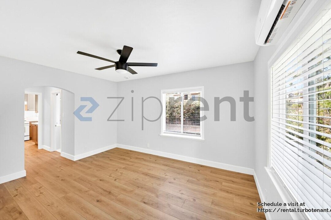 5189 Olivewood Ave in Riverside, CA - Building Photo