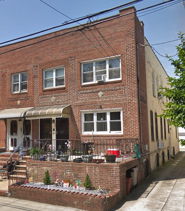 1484 E 8th St, Unit 2F