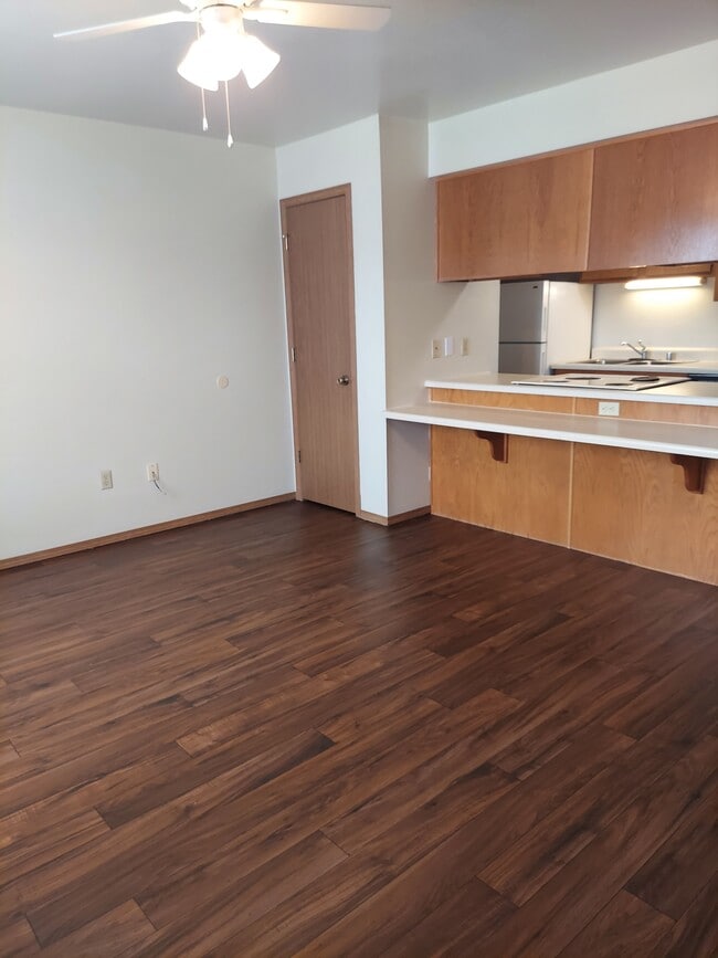 Cedar Creek Apartments and Townhomes in Van Buren, AR - Foto de edificio - Building Photo