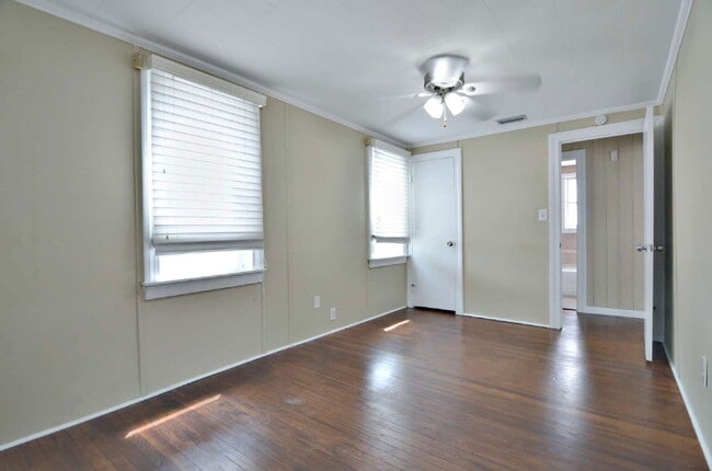 property at 2649 Dartmouth Ave N