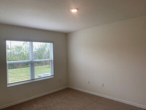 2682 Neverland Dr in New Smyrna Beach, FL - Building Photo - Building Photo