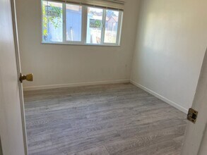 Arrowhead in Clearlake, CA - Foto de edificio - Building Photo