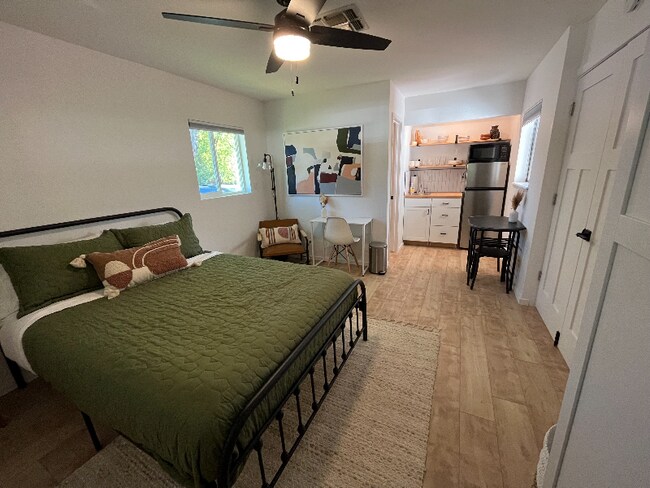 property at 1654 Garden Ave