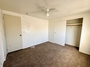 843 Palo Verde Dr in Bullhead City, AZ - Building Photo - Building Photo