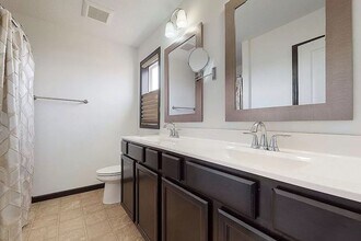 1125 Deer Run Dr NE in Cedar Rapids, IA - Building Photo - Building Photo