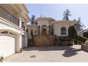 13464 13a Ave in Surrey, BC - Building Photo - Building Photo