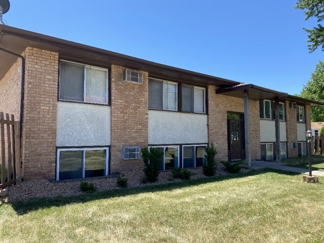 property at 7638 Pleasant Ave