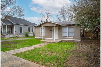 838 Nevada St in San Antonio, TX - Building Photo - Building Photo