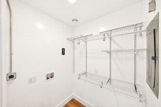 854 Orange Ave in Long Beach, CA - Foto de edificio - Building Photo