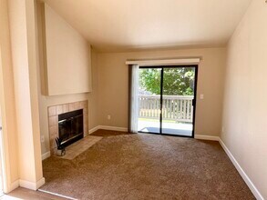 1000 Sibley Apt Homes in Folsom, CA - Building Photo - Building Photo