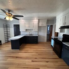 230 Mechanic St, Unit 1 in Leominster, MA - Building Photo - Building Photo