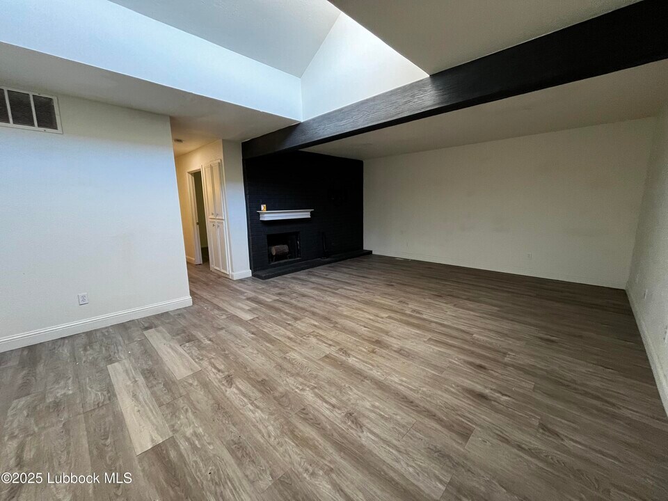 5016 27th St in Lubbock, TX - Building Photo