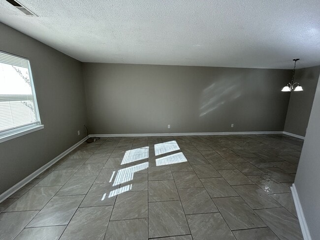 413 Oakland Rd in Madison, AL - Building Photo - Building Photo