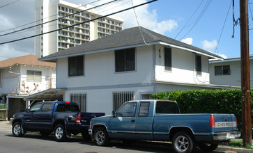 837 Wiliwili St in Honolulu, HI - Building Photo - Building Photo