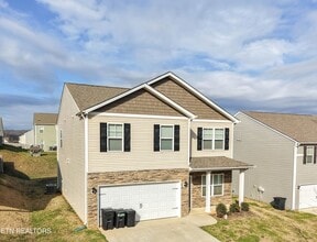 173 Ashe Ave, Unit 2 in Lenoir City, TN - Building Photo - Building Photo