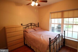 12010 Lynford Ln in Fairfax, VA - Building Photo - Building Photo