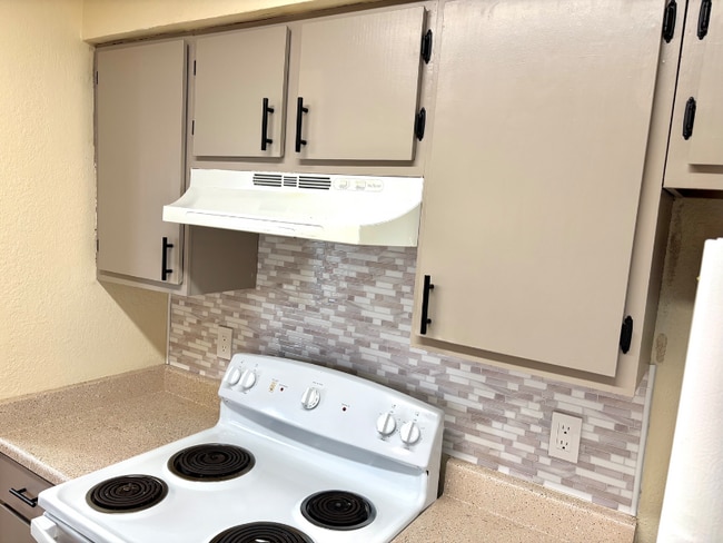 6303 Worchester Knoll, Unit 6303 in San Antonio, TX - Building Photo - Building Photo