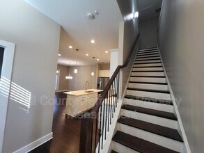 5728 Taylor Wy in Sandy Springs, GA - Building Photo - Building Photo