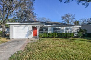 1411 Laskey St in Houston, TX - Building Photo