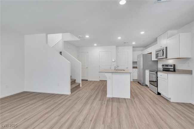 property at 1907 Brio Vis St