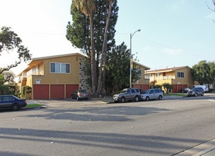 13801 - 13817 Van Ness Ave in Gardena, CA - Building Photo - Building Photo