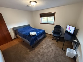 1311 Camelot Dr in Brookings, SD - Building Photo