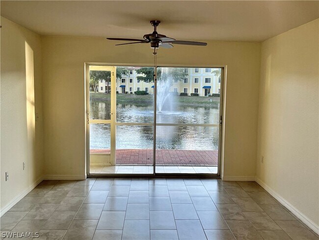 8224 Key Royal Cir in Naples, FL - Building Photo - Building Photo