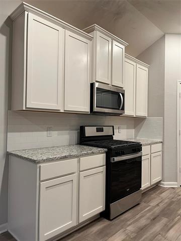 2100 Yarborough Dr in Anna, TX - Foto de edificio - Building Photo