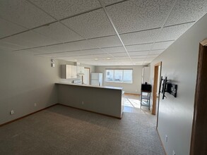 13238 Bluebird Ln in Council Bluffs, IA - Building Photo - Building Photo