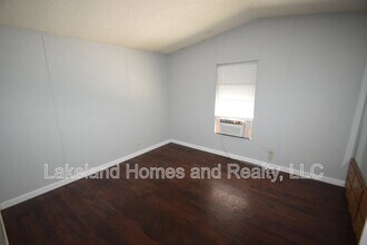 2906 Rossi Ln in Lakeland, FL - Building Photo - Building Photo