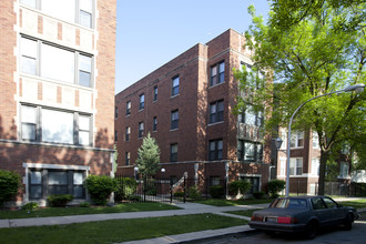 6734 S East End Ave in Chicago, IL - Foto de edificio - Building Photo