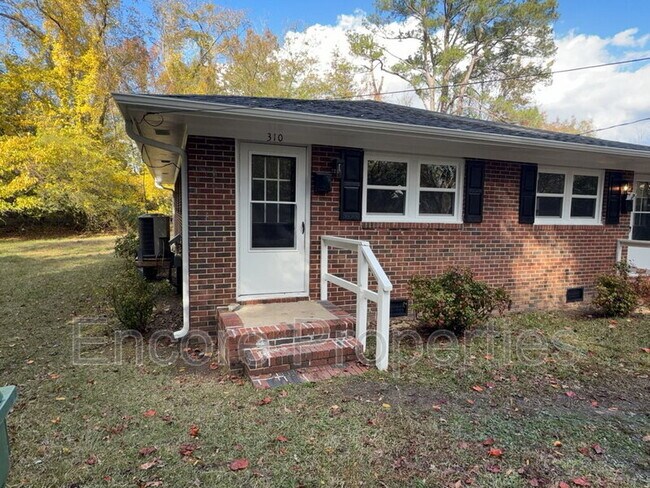 310 Depot St in Fuquay Varina, NC - Building Photo - Building Photo