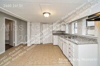 2460 1st St photo'