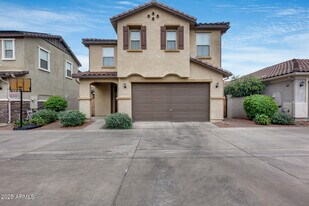 6853 E Posada Cir in Mesa, AZ - Building Photo