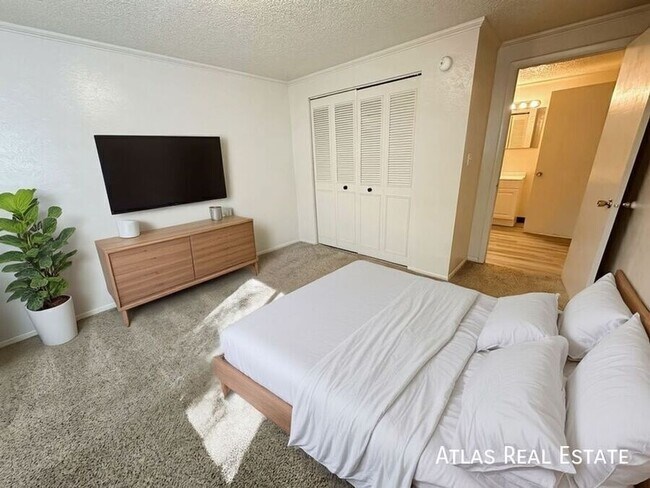 property at 461 El Paso Blvd