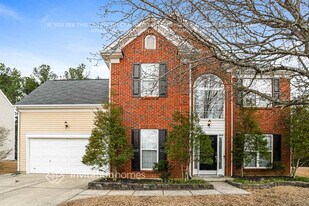 13945 Millers Creek Ln in Charlotte, NC - Building Photo
