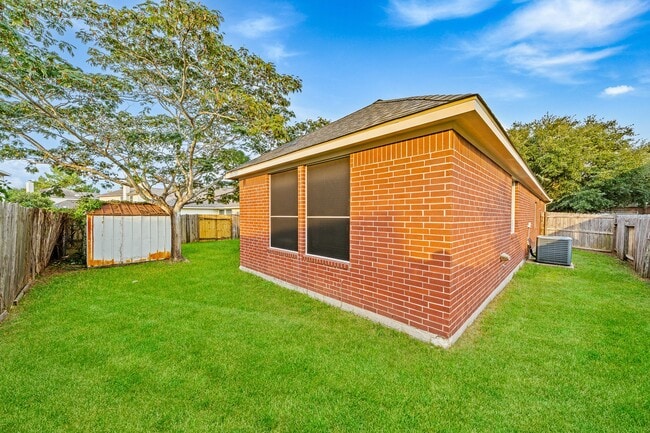 property at 4815 Plum Forest Rd