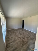 1302 Cedar Dr in Killeen, TX - Building Photo - Building Photo