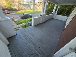 322 Spring St in Syracuse, NY - Building Photo - Building Photo
