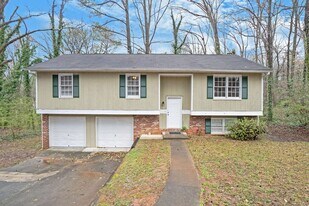 1375 Red Cedar Trail in Stone Mountain, GA - Building Photo