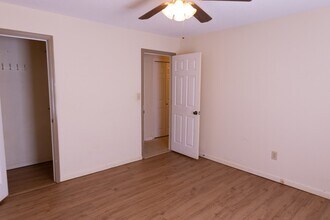 225 Holcomb Dr in Athens, GA - Building Photo - Building Photo