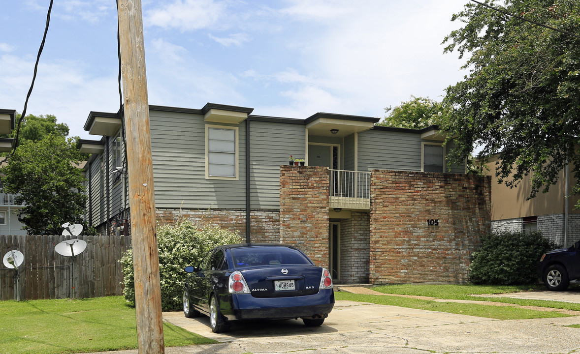 105 Raspberry St in Metairie, LA - Building Photo