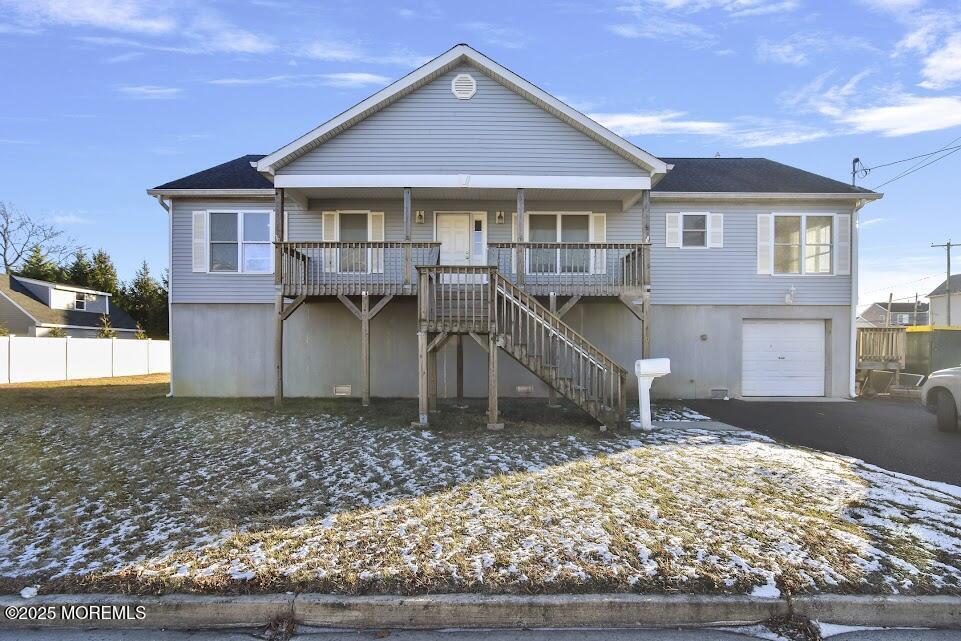 410 Bayview Ave in Union Beach, NJ - Building Photo